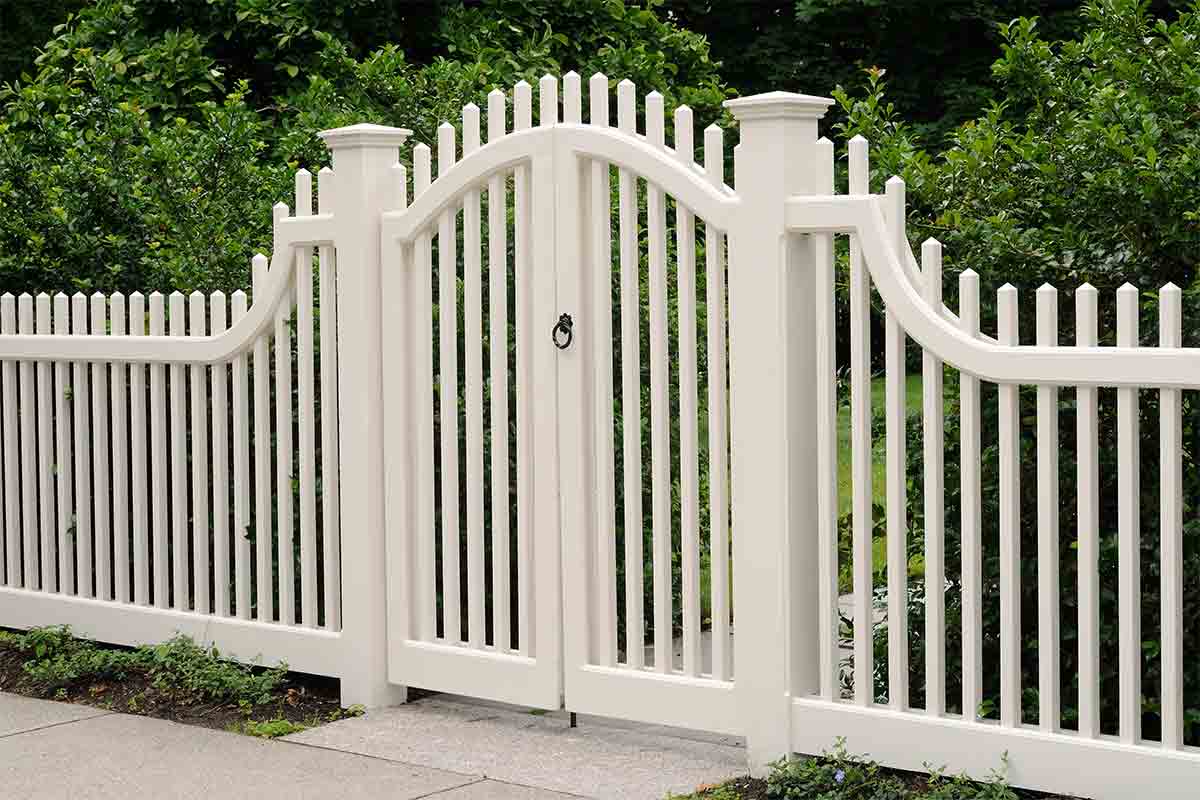 Fences & Gates in Hillsborough , Durham, Cary, Raleigh and Chapel Hill ...